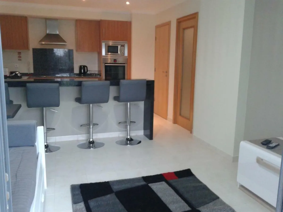 Lovely 1 Bed Apartment - Vista Das Ondas Albufeira