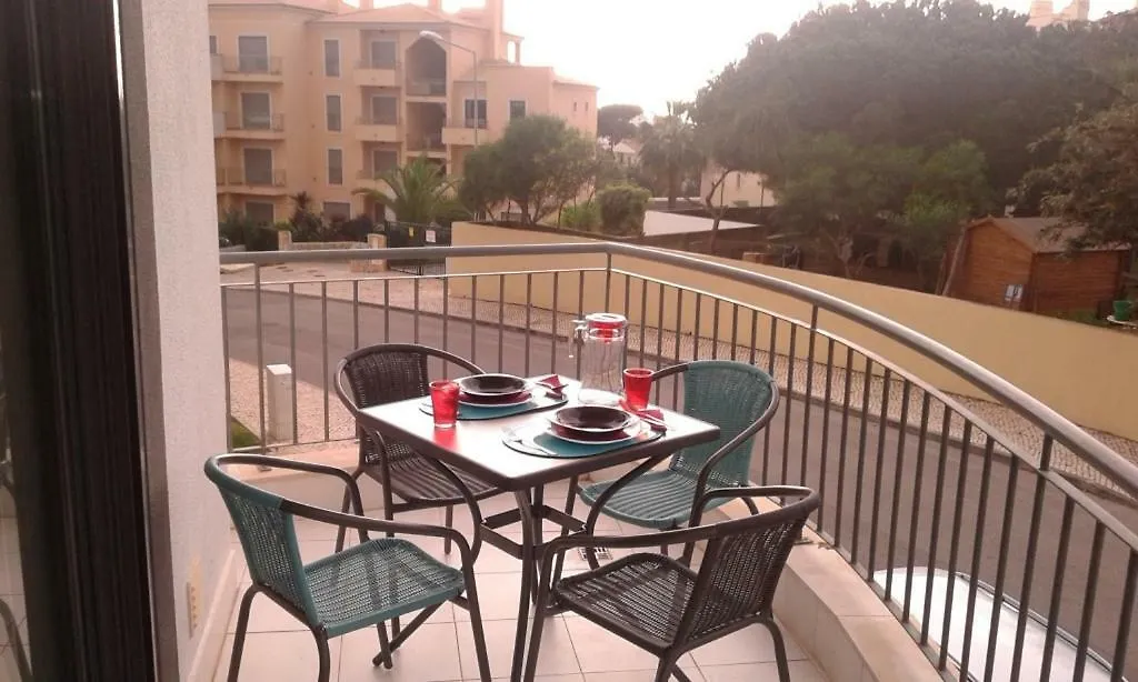 Lovely 1 Bed Apartment - Vista Das Ondas Albufeira 0*,  Portugal