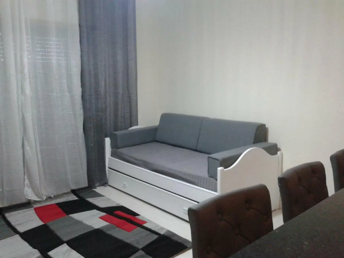 Lovely 1 Bed Apartment - Vista Das Ondas 阿尔布费拉