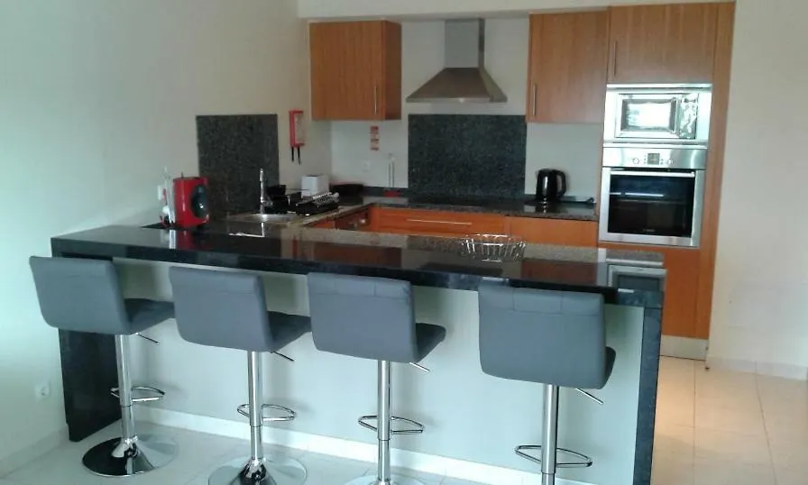 Lovely 1 Bed Apartment - Vista Das Ondas 阿尔布费拉 0*,